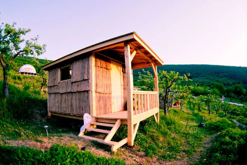 Двухместные эко-бунгало. EcoСamp. Куйбышево