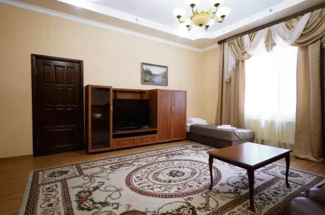 Семейный. Отель «Юсенги». Эльбрус - гостиницы