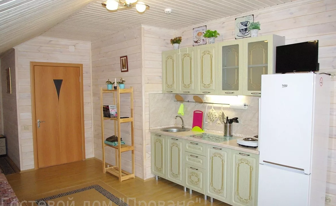 Двухкомнатные апартаменты- ЮГ. Гостевой дом «ПРОВАНС». Витино