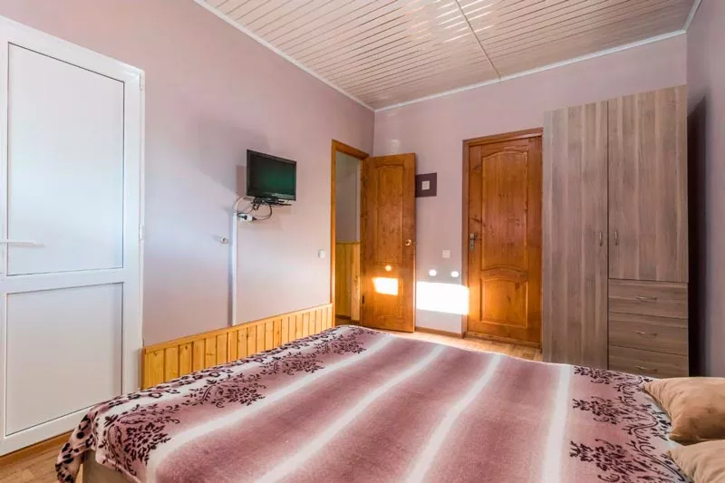 Трехместный номер Эконом. Гостевой дом «Катрин»       . Джубга