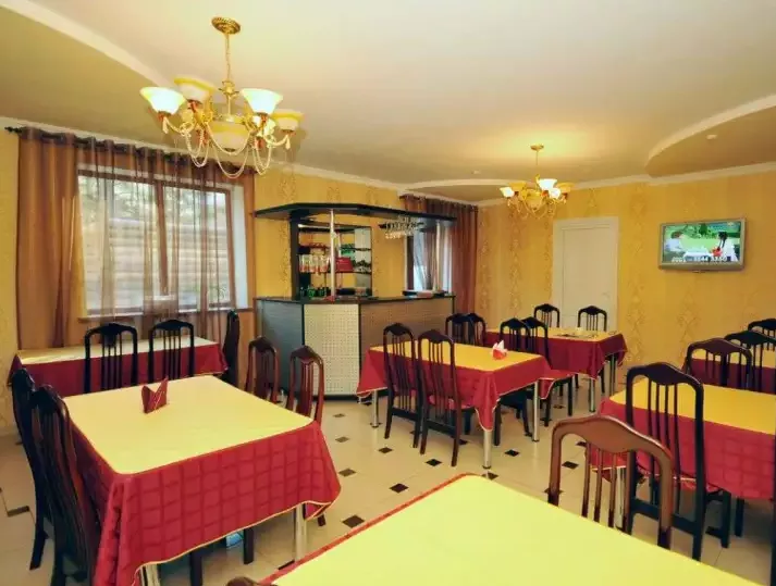 . Отель «Меридиан». Домбай-гостиницы