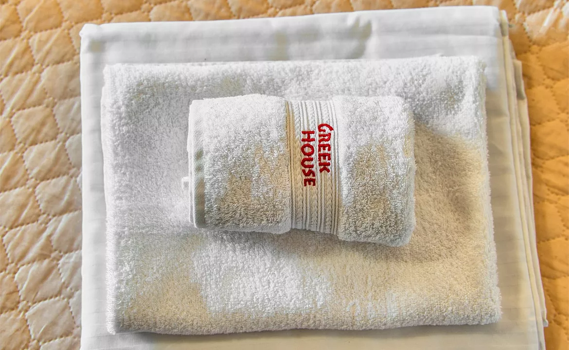 Стандарт с балконом (без вида). Отель Greek House. Красная Поляна