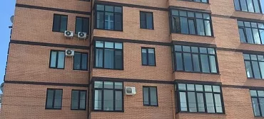 Квартира в многоквартирном доме Однокомнатная Кати Соловьяновой 84