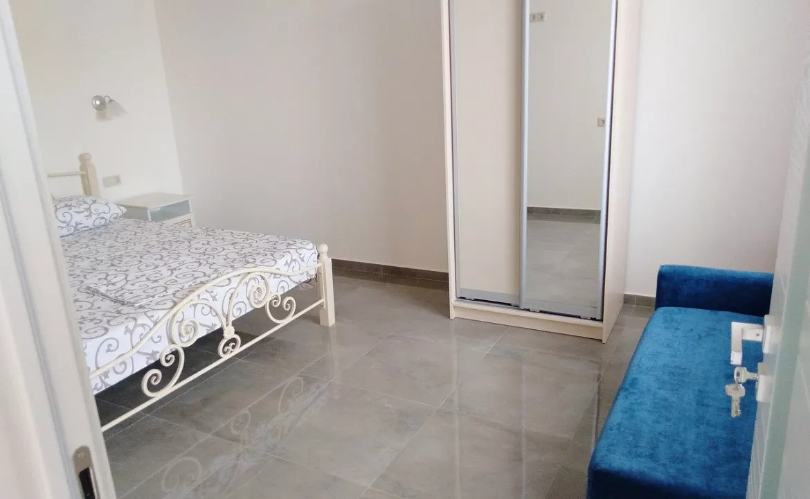 Апартаменты двух комнатные с собственной кухней. Гостевой дом Aleksa. Кабардинка