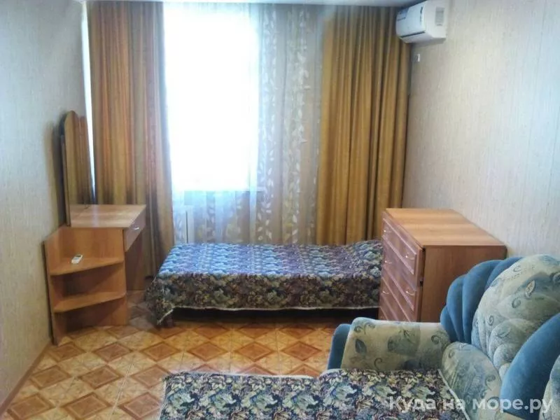 ДОМИК С ЛИЧНЫМ ДВОРИКОМ И ПАРКОВКОЙ. Частный сектор "На Михайловский  8". Архипо-Осиповка