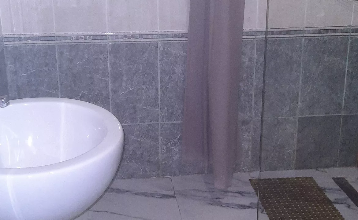 Номер для большой семьи. Гостиница Ника. Геленджик