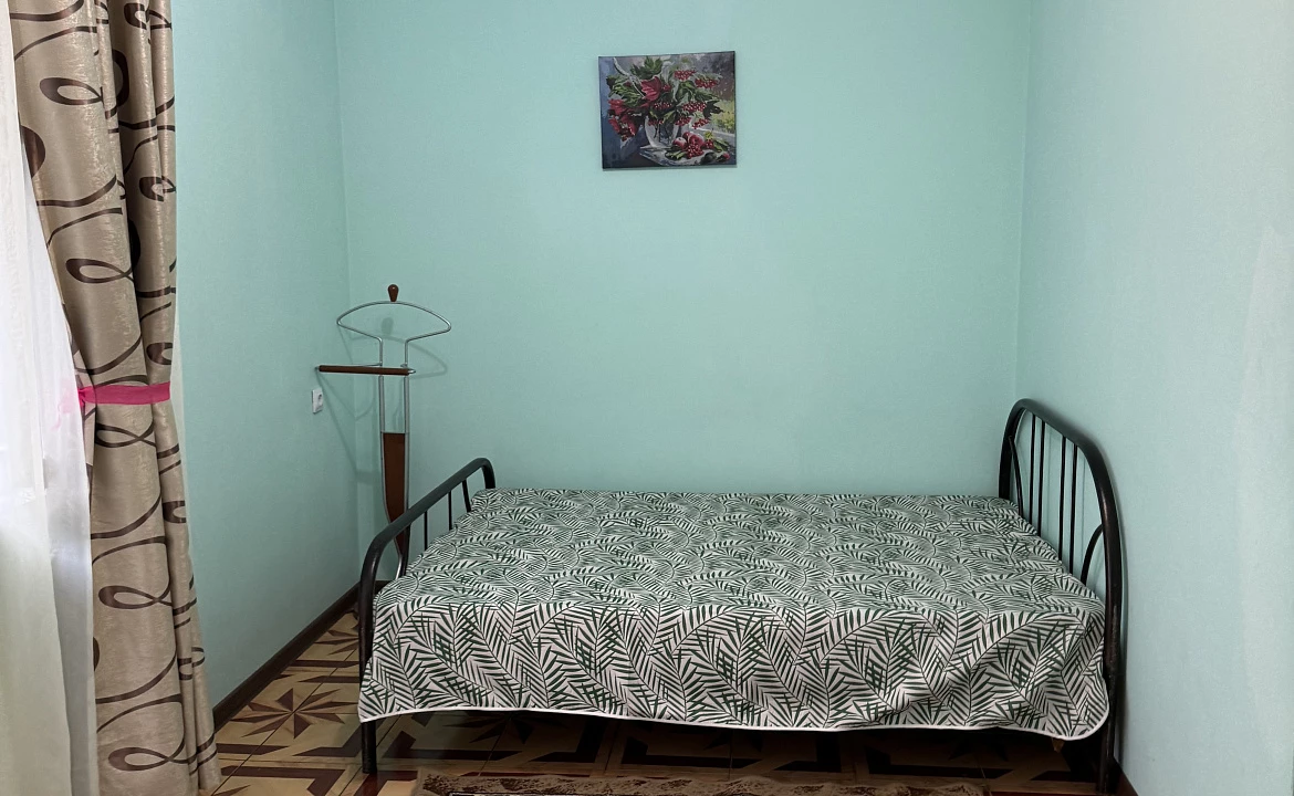 Семейный 2-х комнатный 2-ой этаж. Гостевой дом "Пантера". Гагра