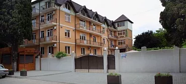 Отель "Кипарис" Отель "Кипарис"
