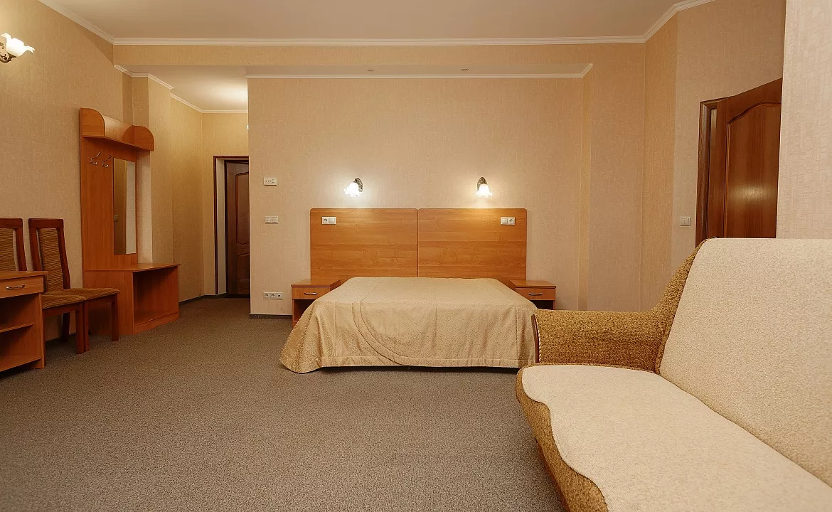 Двухкомнатный Семейный на 1 этаже. Гостевой дом Дом у Моря ЛАКИ. Геленджик Двухкомнатный Семейный на 1 этаже. Гостевой дом Дом у Моря ЛАКИ. Геленджик