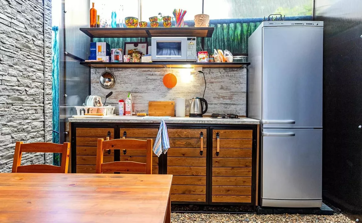 Половина дома (трехкомнатный люкс). Половина дома (трехкомнатный люкс) "У Жоровны". Геленджик