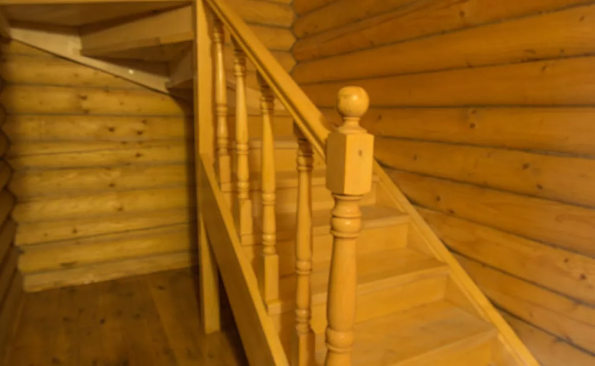 Сруб. Гостиница "Караголь". Коктебель