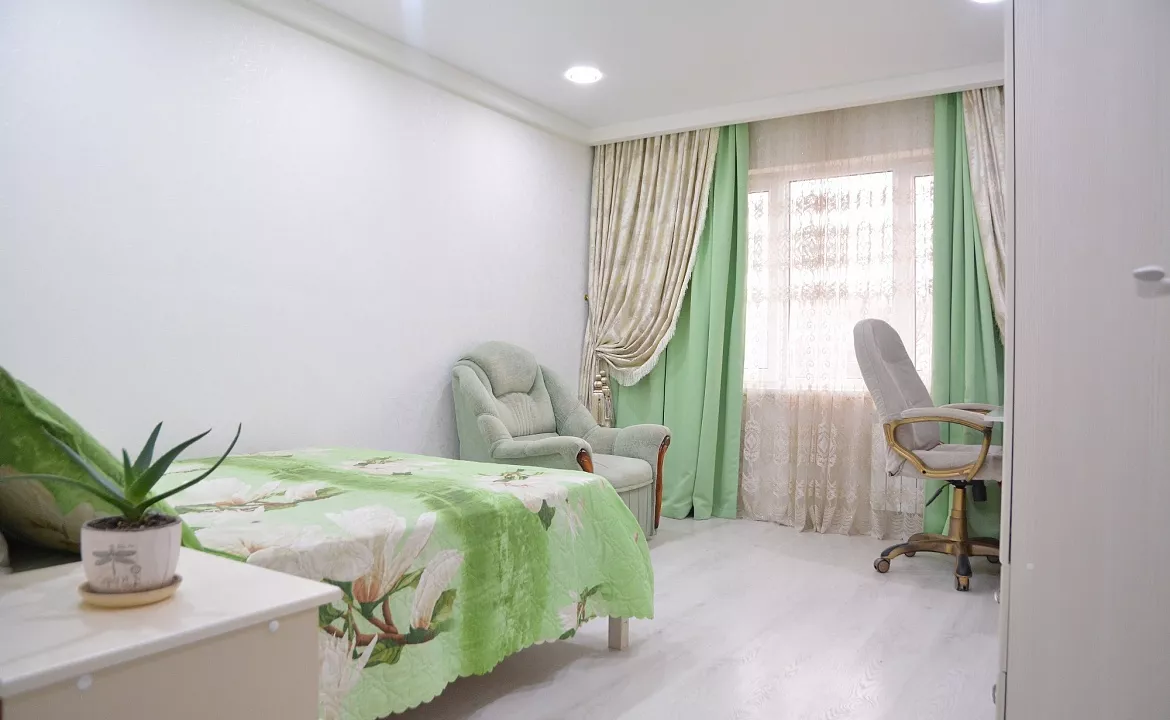 2-х комнт апартаменты. 2-х комнт апартаменты по ул Партизанская. Лазаревское