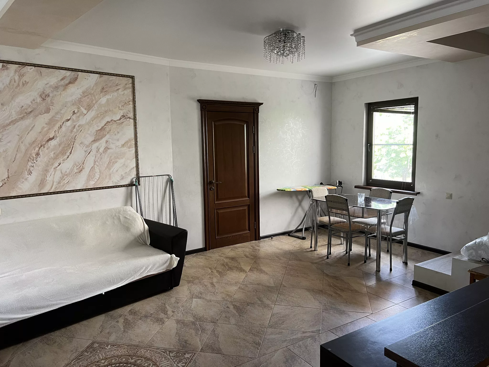 . Гостевой дом Lux. Квартиры в Пицунде