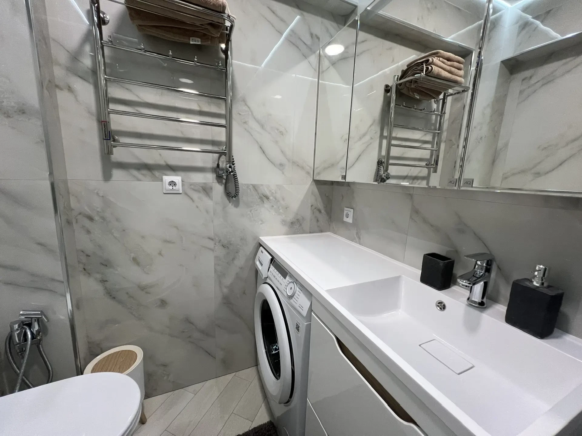 . Квартира в многоквартирном доме Студия с панорамными окнами на первой береговой линии. Дагомыс