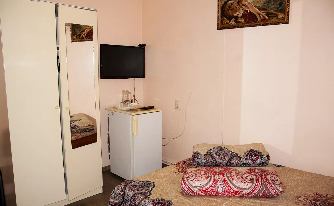 Эконом 3-местный. Гостевой дом Светлана. Сочи