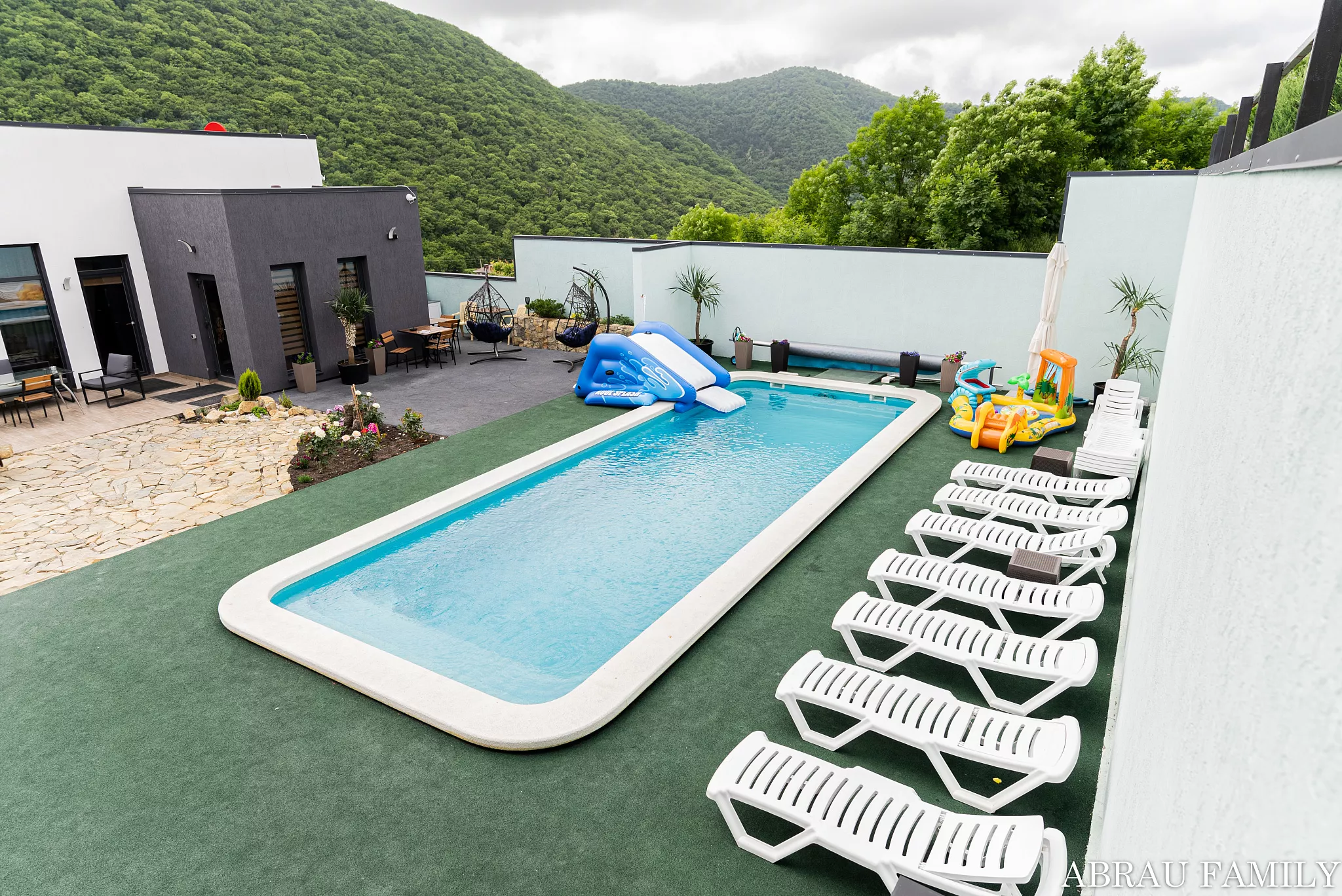 . Abrau Family. Абрау-Дюрсо