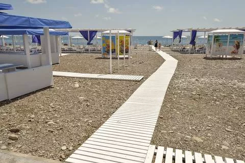 Трехместный с удобствами и кондиционером. База отдыха "Платан". Лазаревское Трехместный с удобствами и кондиционером. База отдыха "Платан". Лазаревское