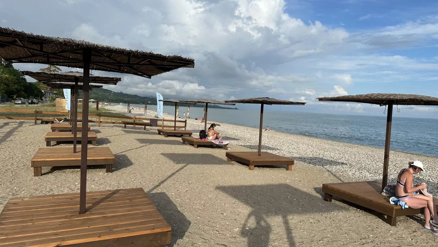 . Лилия. Гудаута