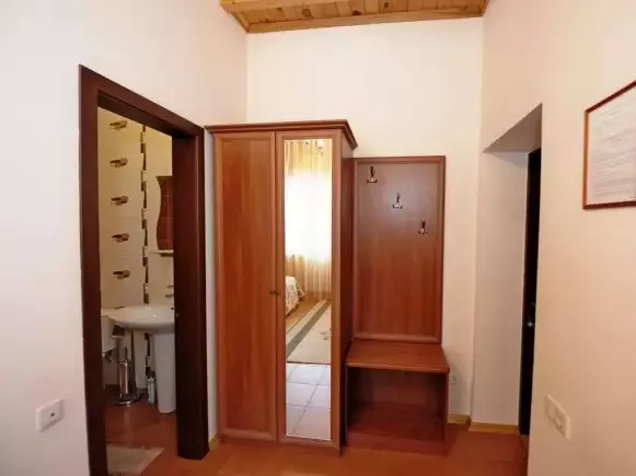 2-х местный «Стандарт». Отель «Каприз». Домбай-гостиницы