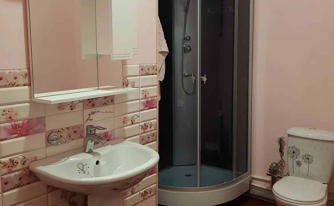 3- местная комната. Гостевой дом Амра. Гудаута