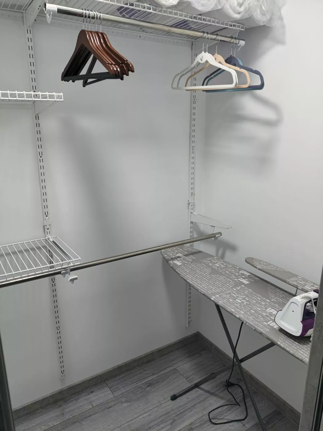 . Квартира в многоквартирном доме У моря Гочуа 15. Квартиры в Пицунде