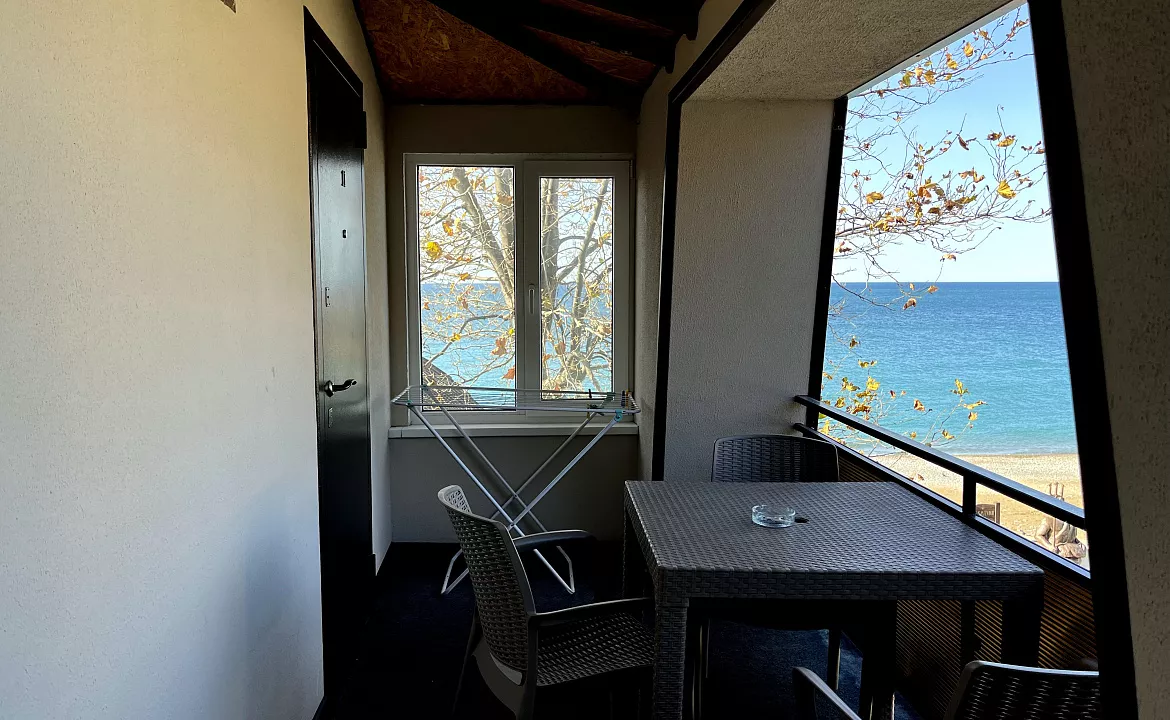 Стандартный трехместный номер с видом на море (Triple) (3/4). Отель "ПОСЕЙДОН". Гагра