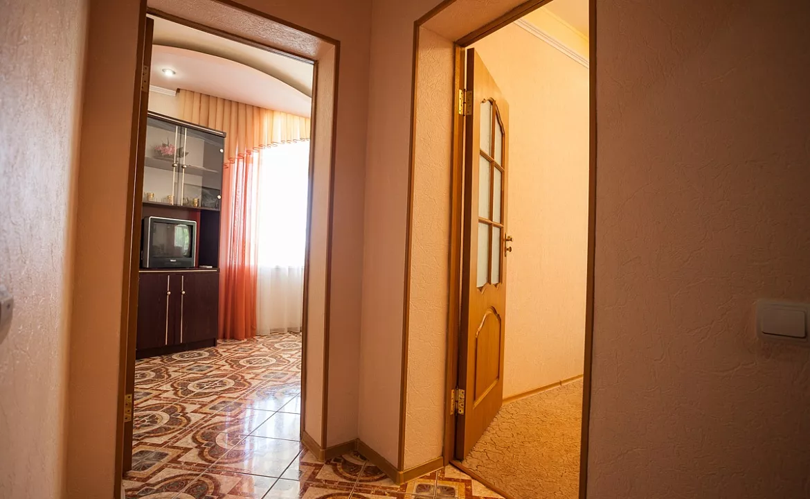 Номер категории Люкс двухкомнатный. Отель «Мангуп Кале» . Куйбышево