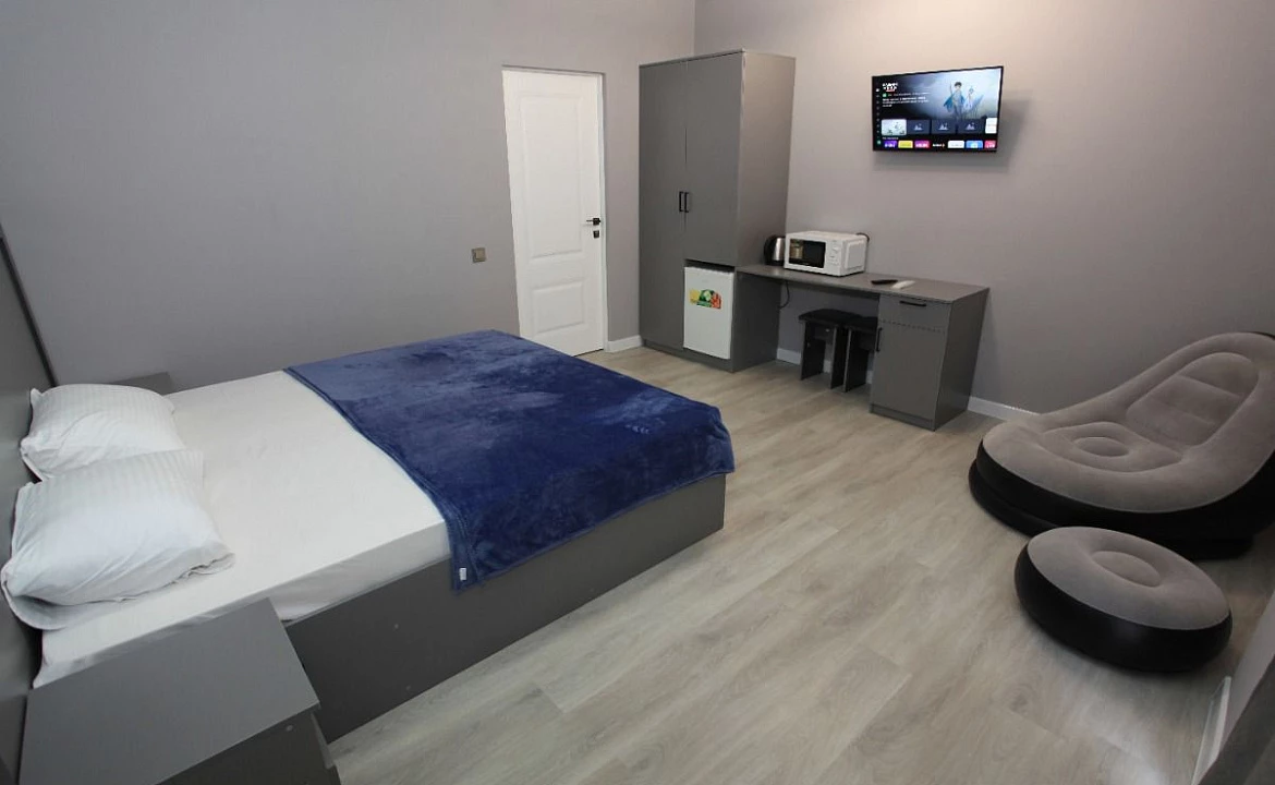 Номер Стандарт 2 местный. Гостевой дом "Седьмое небо". Сухум