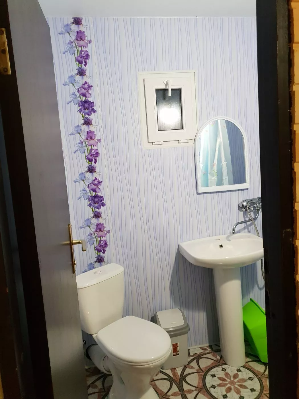 . Коттедж Усадьба Пантелея . Лоо