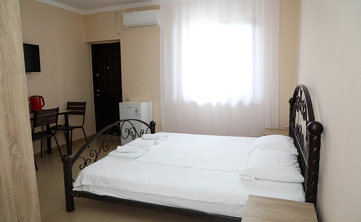 Семейный стандарт . Отель Пшандра. Гудаута