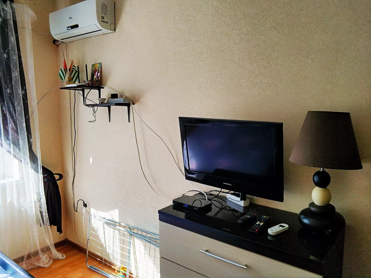 . Квартира в многоквартирном доме 1к квартира "Лора" в Новом Афоне 1 линия. Новый Афон