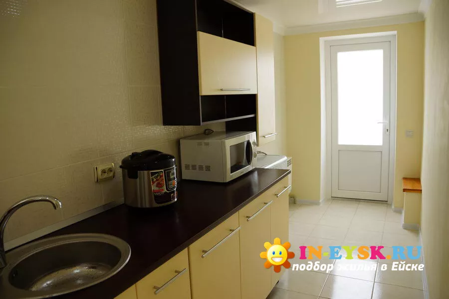 Номер - 5 - ЛЮКС.  ГОСТЕВОЙ ДОМ «КСЕНИЯ». Ейск