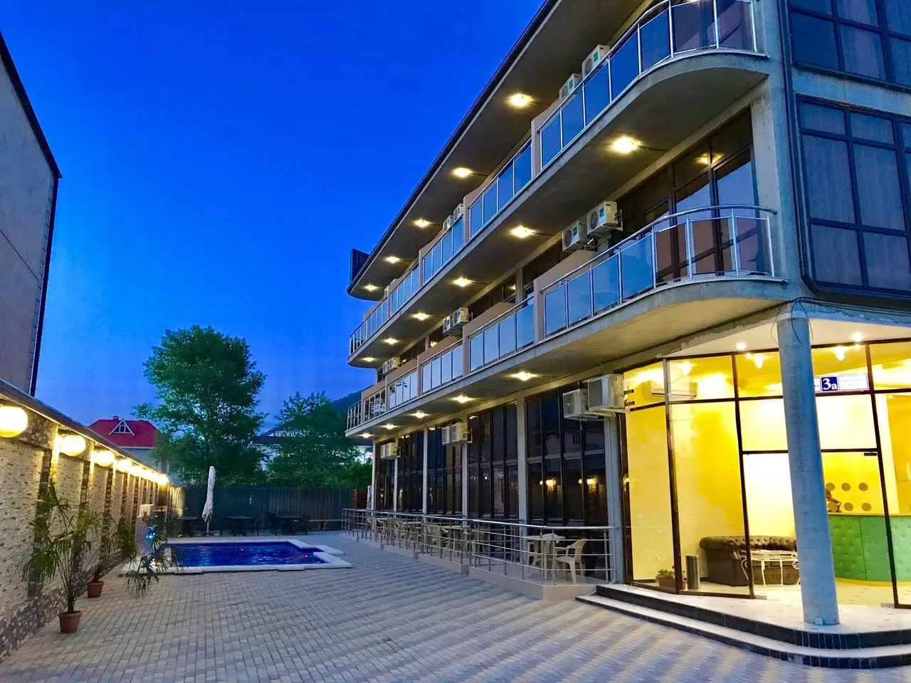 . Гостевой дом "Кристалл". Лазаревское