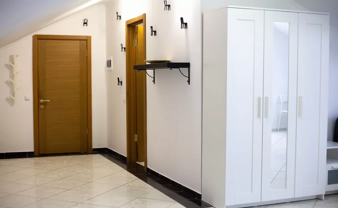 Мансарда двухкомнатный без балкона. Пансионат «Гринцовский». Ливадия