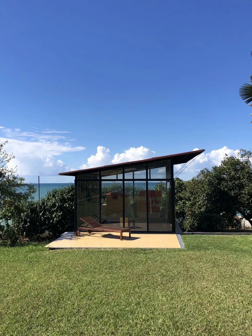 . Дом под ключ Пляжный Дом . Гудаута