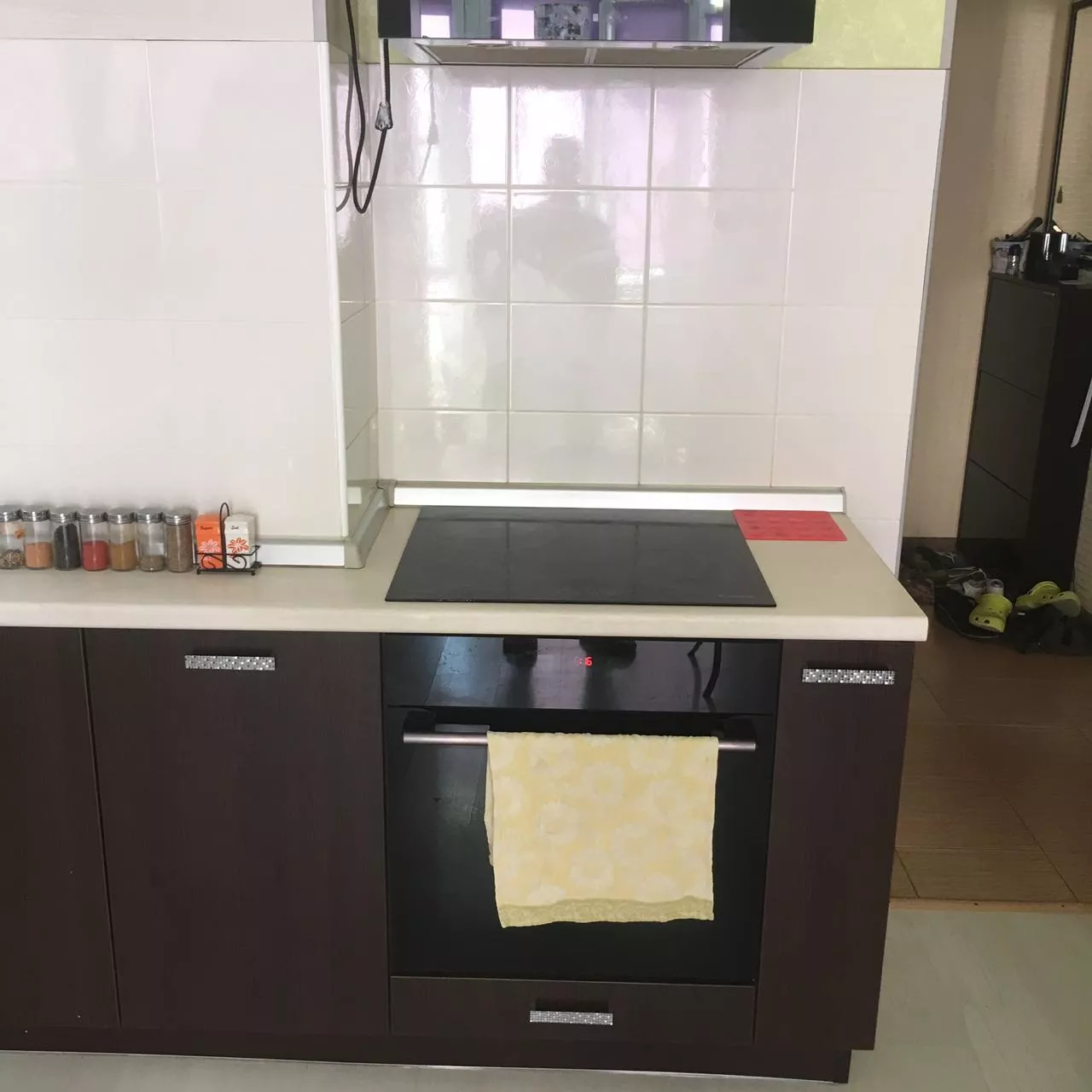 . Квартира в многоквартирном доме ЖК Корал Хаус, евро 2-х комнатная с видом на море. Квартиры в Лазаревском