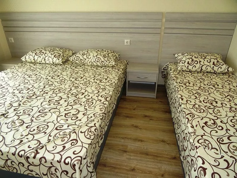 3-х местный номер Стандарт. Гостевой дом "Майская 23/а". Макопсе 3-х местный номер Стандарт. Гостевой дом "Майская 23/а". Макопсе