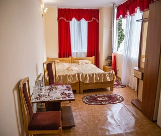 Полулюкс №3. Гостевой дом частный "Мид". 