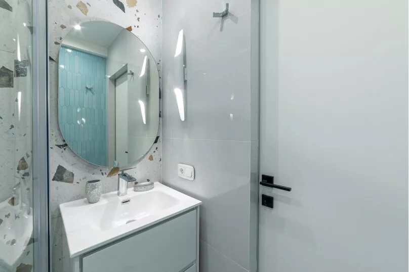 Апартаменты-студия. Квартира в многоквартирном доме Апартаменты ЖК «Красная площадь». Сочи