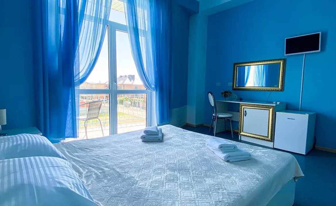 Комфорт 2х местный с балконом. Гостевой дом Волна. Нижнее Джемете Комфорт 2х местный с балконом. Гостевой дом Волна. Нижнее Джемете