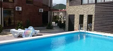 Отель "Радужный"