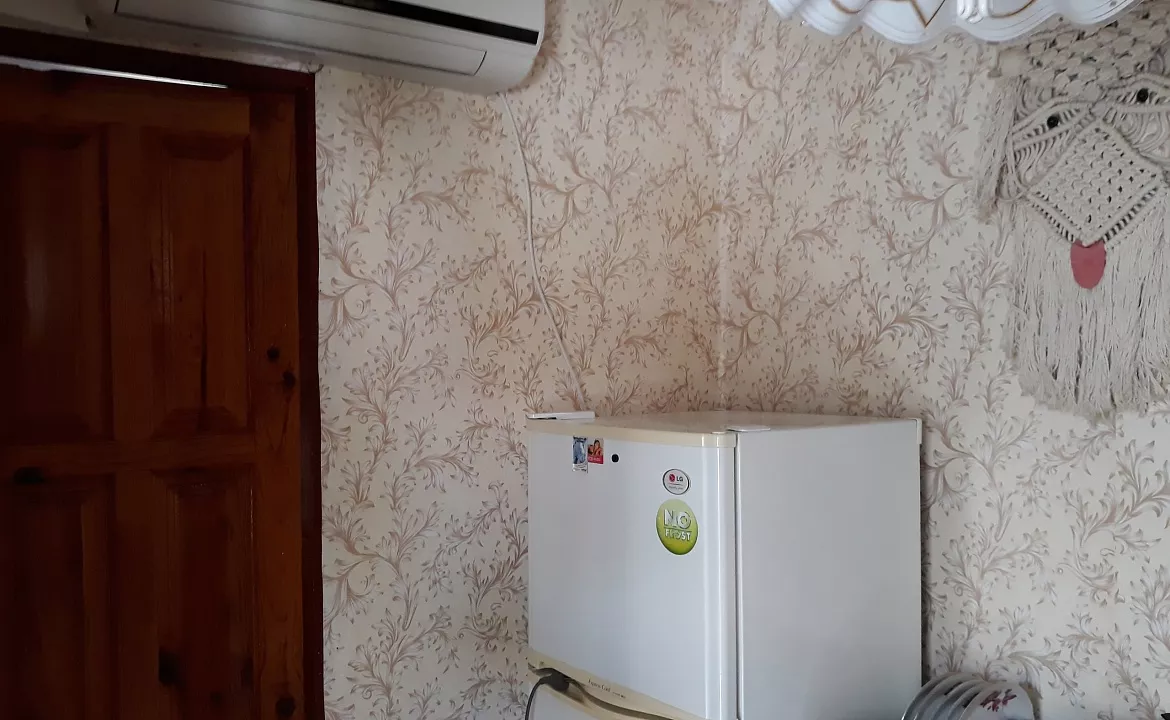 Двухкомнатный 4-х местный на 2-м этаже. Гостевой дом Гостевой дом "Спортлото-82".. Коктебель