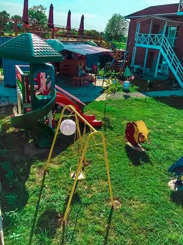 . Отель «Pine Beach». Пицунда