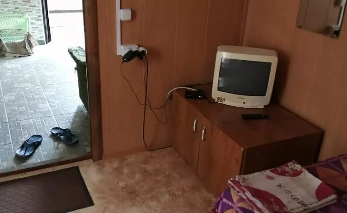 6ти-местный на 2 этаже. База отдыха ПЛАТАН. Голубицкая 6ти-местный на 2 этаже. База отдыха ПЛАТАН. Голубицкая