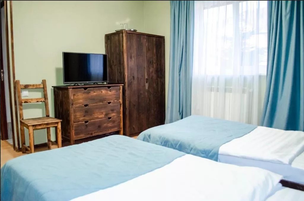  Двухместный номер с 2 отдельными кроватями. Отель Отель Альпийский двор. Красная Поляна