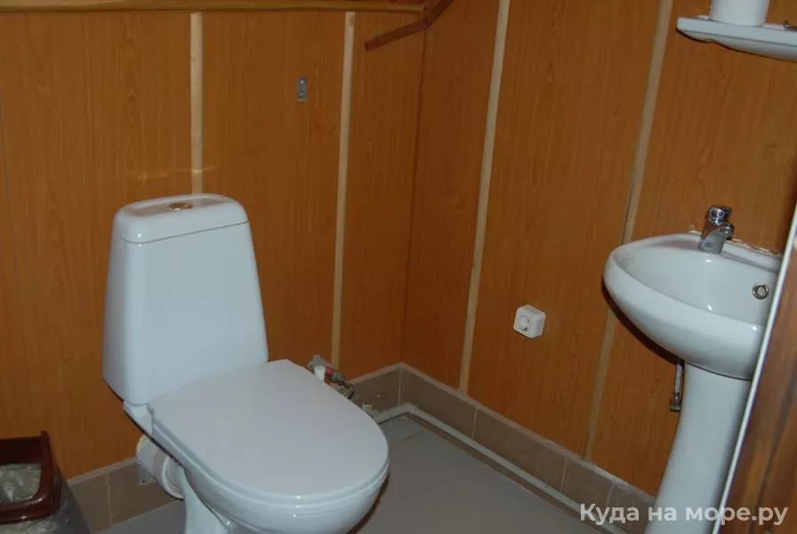 № 30 Люкс мансардный двухкомнатный. Гостевой дом «Фламинго». Архипо-Осиповка