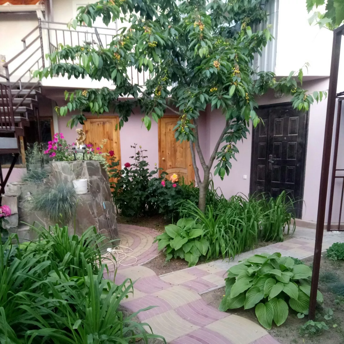 . Гостевой дом "Алина" - Голубицкая. Голубицкая