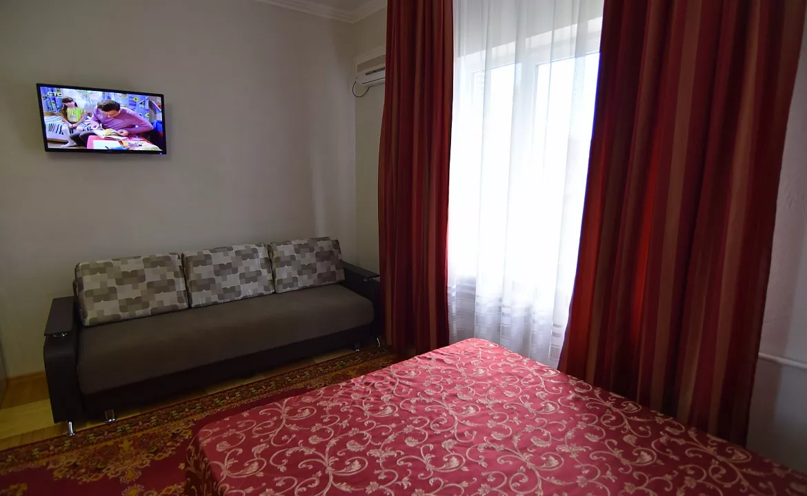 Трёх местный номер . Частный гостевой дом Инжир. Геленджик