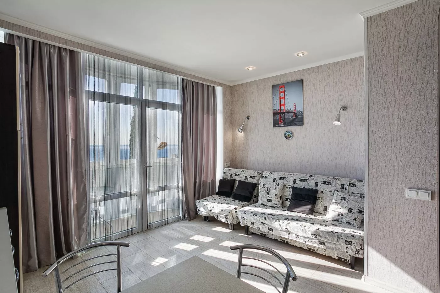 . Квартира в многоквартирном доме Видовые апартаменты в Мисхоре. Кореиз . Квартира в многоквартирном доме Видовые апартаменты в Мисхоре. Кореиз