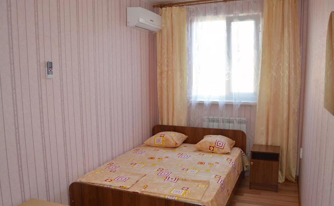 Двухкомнатная квартира. Гостевой дом "Алина" - Голубицкая. Голубицкая